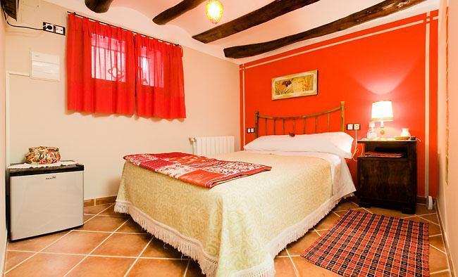 Hotel Casa De La Fuente Alcorisa Rum bild